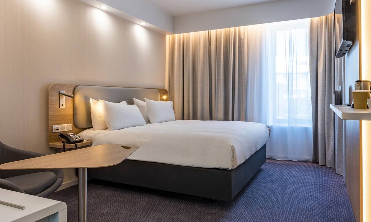 L'Arenas Hotel | Holiday Inn Express Nice Grand Arenas by IHG