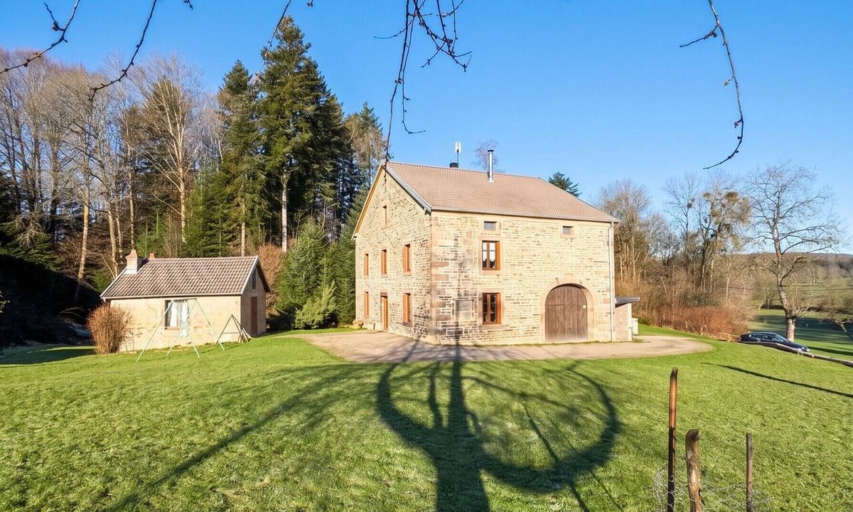 Fougerolles House | Homerez - House near Fougerolles-Saint-Valbert