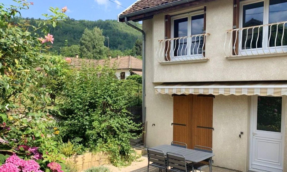 Vaulnaveys-le-Haut House | Homerez - Nice house With mountain view and terrace