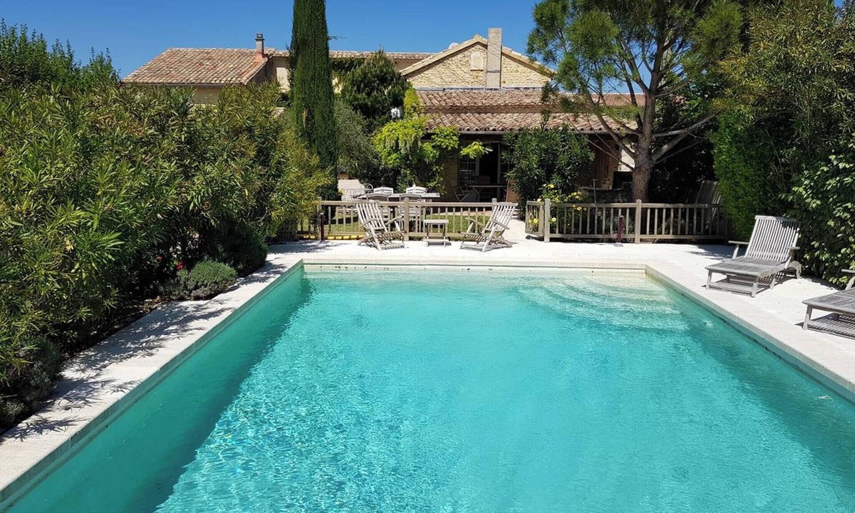 Seguret Villa | Homerez - Spacious villa in Séguret with private pool