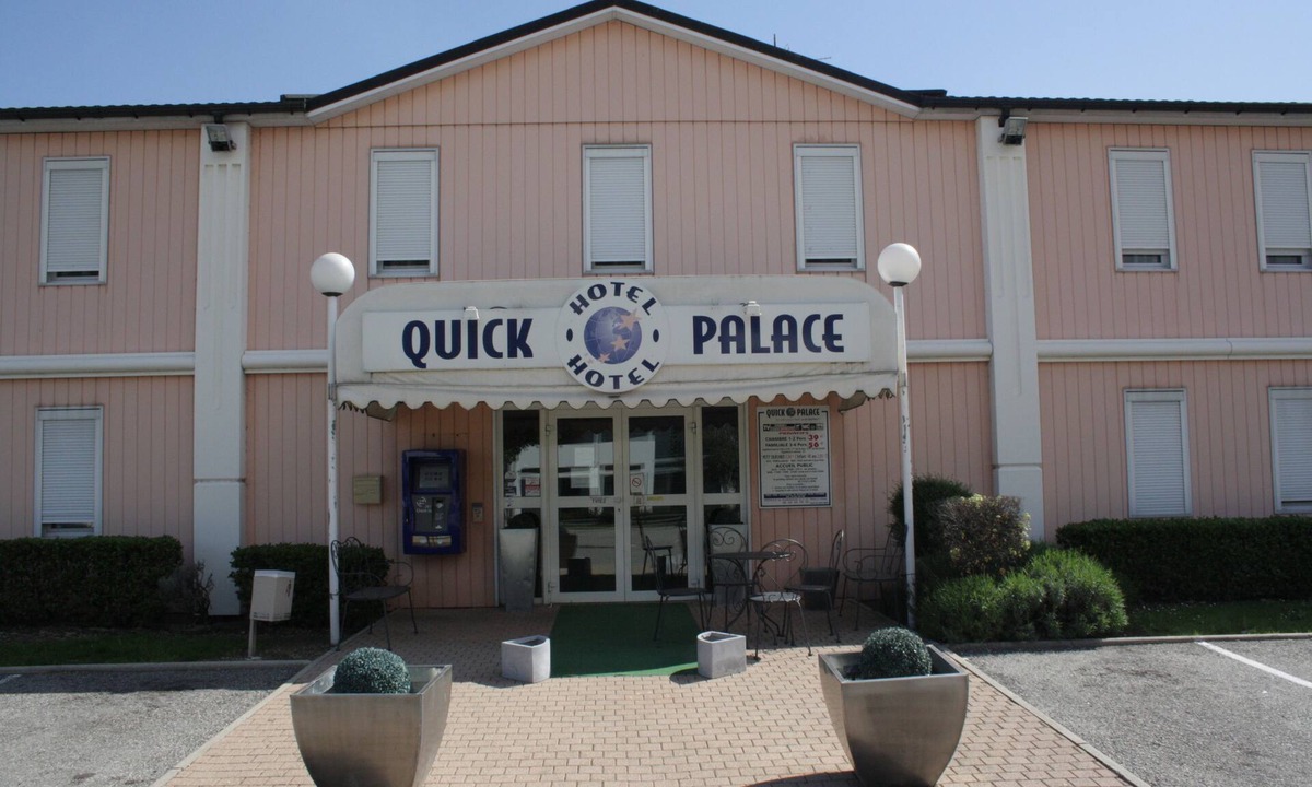 Bourg-les-Valence Hotel | Hotel Quick Palace - Bourg Les Valence