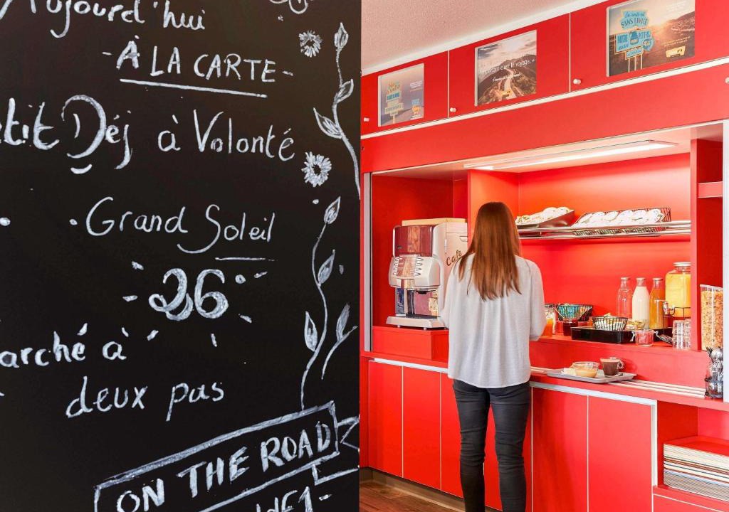 Saint-Cergues Hotel | hotelF1 Annemasse Hotel Renove