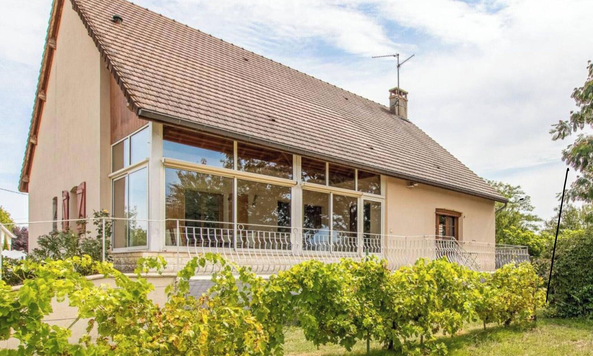 Saint-Remy House | House 110 m2 8 mn from Chalon Sur Saône entirely renovated