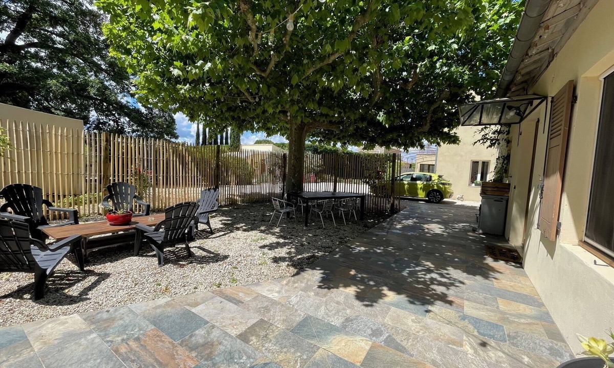Taillades House | House at the foot of the Luberon