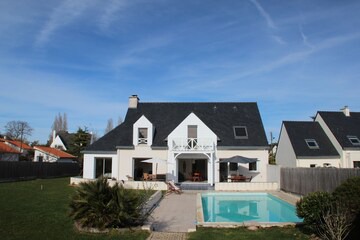 Quimiac House | House in Quimiac Mesquer 5 bedrooms with large garden facing south and swimming pool