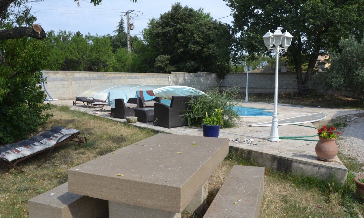 Saint-Pierre-de-Vassols House | House with pool