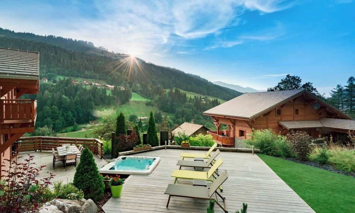 Morzine Ski Chalet | Hunter Chalets - Chalet Aubois