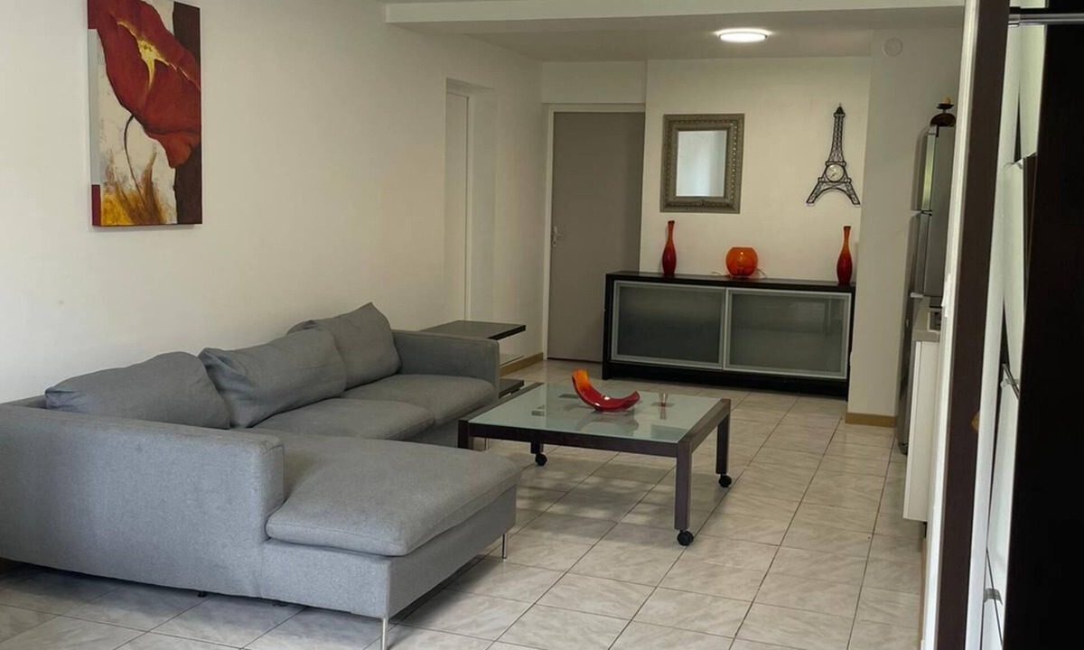 Saint-Francois d'Assise Apartment | Ideally located apartment