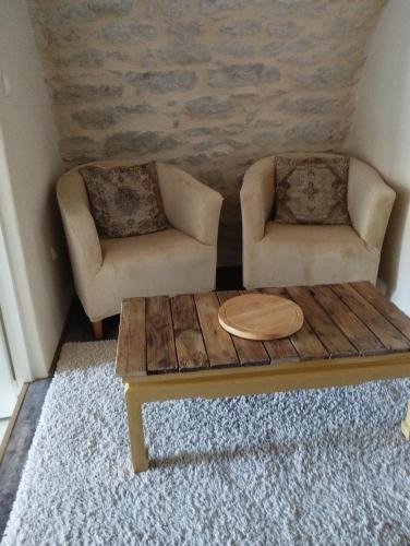 Pradines Bed & Breakfast | Iglesias Emmanuelle