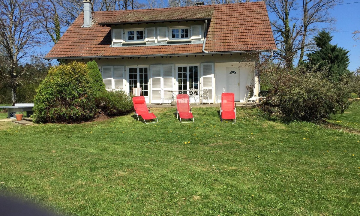 Charmoille House | In the countryside, a real cosy house