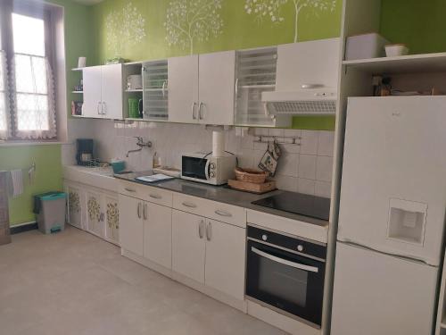 Accolay Apartment | Jolie maison de Potier