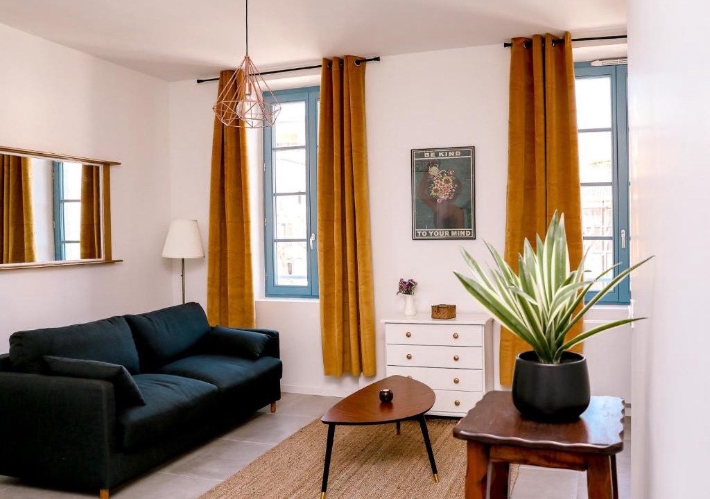 Romans-sur-Isere Apartment | Jules Appart'Hotel, Appartements Centre Ville Romans sur Isère