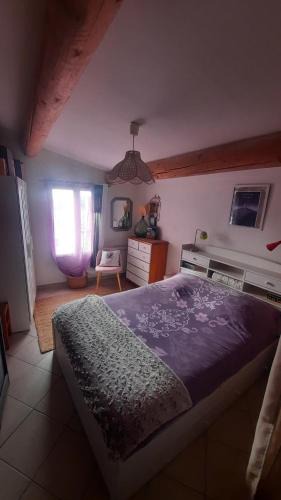 Faucon House | Là Maison Haute