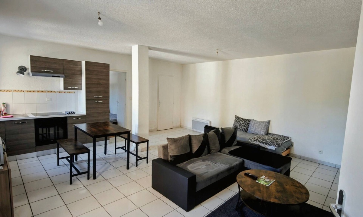Marnay Apartment | L'écrin de l'abreuvoir – Cozy Ground-Floor Retreat in Marnay Near Besançon
