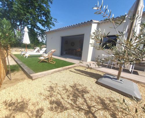 Mirabel-aux-Baronnies House | l'éden des Baronnies Coup de cœur ! Entre Nyons et Vaison La Romaine