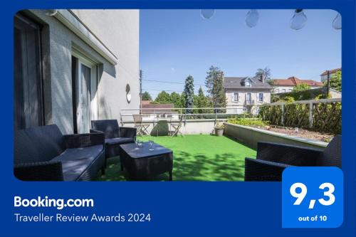 Up 1.5 Saint-Ferreol Apartment | L'île d'Olive, appartement entier 2 à 4 personnes terrasse 25 m2 Besançon, proche CV, Micropolis et CHU