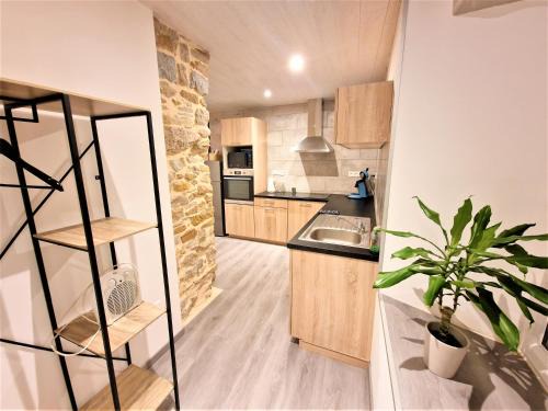 Arbois Apartment | L'Atelier 57 - Votre meublé authentique !