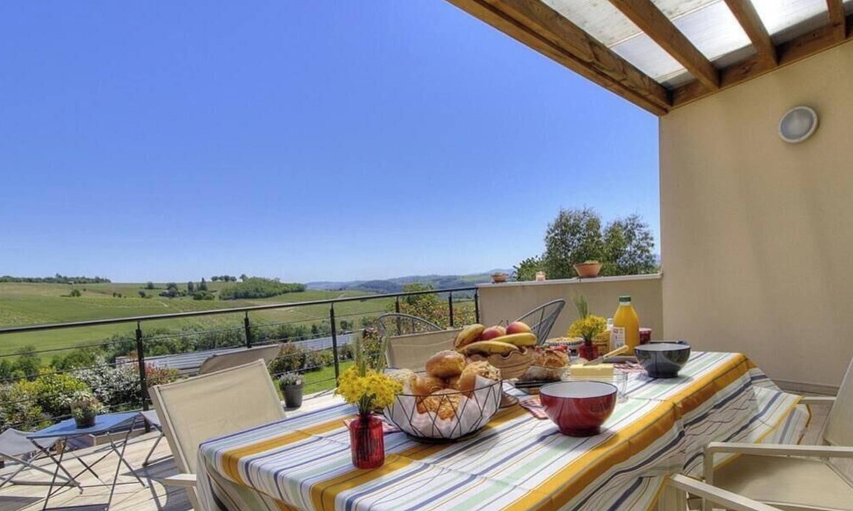 Saint-Verand House | L'Atelier - SAINT VERAND