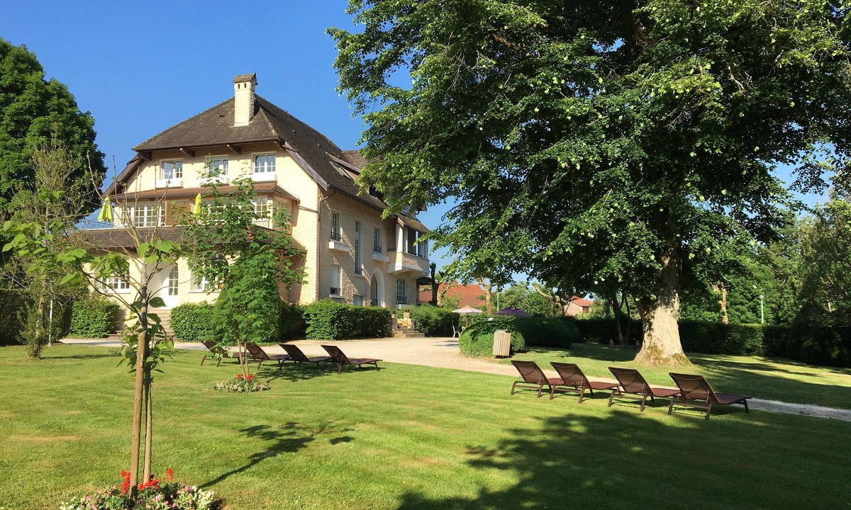 Forges-les-Bains Apartment | L'ESCALE - SESAME- Guest House l'Escale - LES BAINS THERMAL BATHS