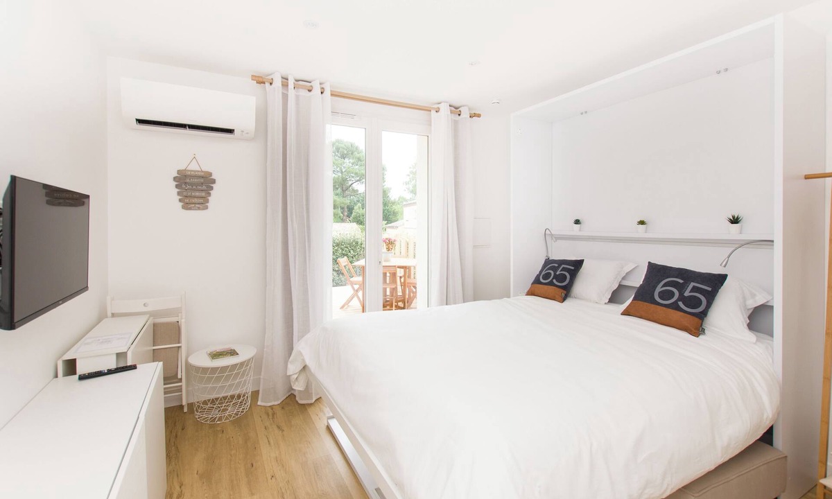 Pujaudran House | L'Escapade Nature et Gourmande, Chambres d'Hote avec Piscine