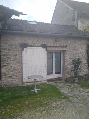 Forges-les-Bains Apartment | L etable