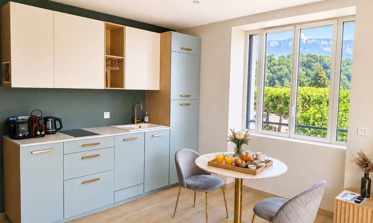 Aix-les-Bains Apartment | L'Océan des Âges (T3 lake view)