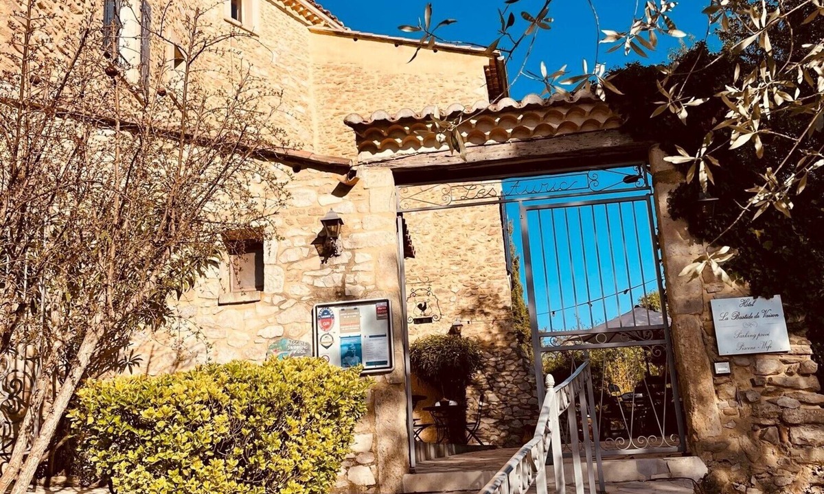 Vaison-la-Romaine Hotel | La Bastide de Vaison