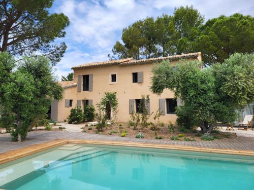 Caromb Villa | La Bastide des Amis