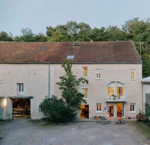 Clamecy Hotel | La Boule d'Or - Auberge créative