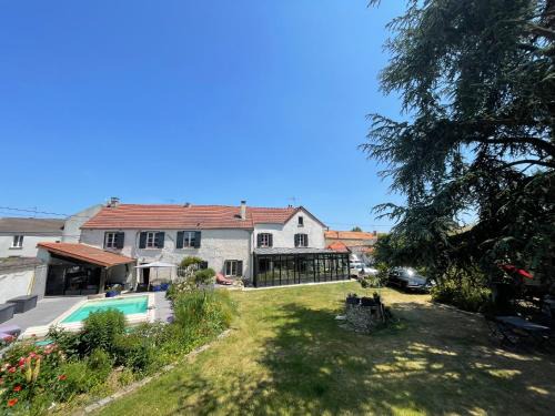 Sainte-Genevieve-des-Bois House | La demeure de Liers