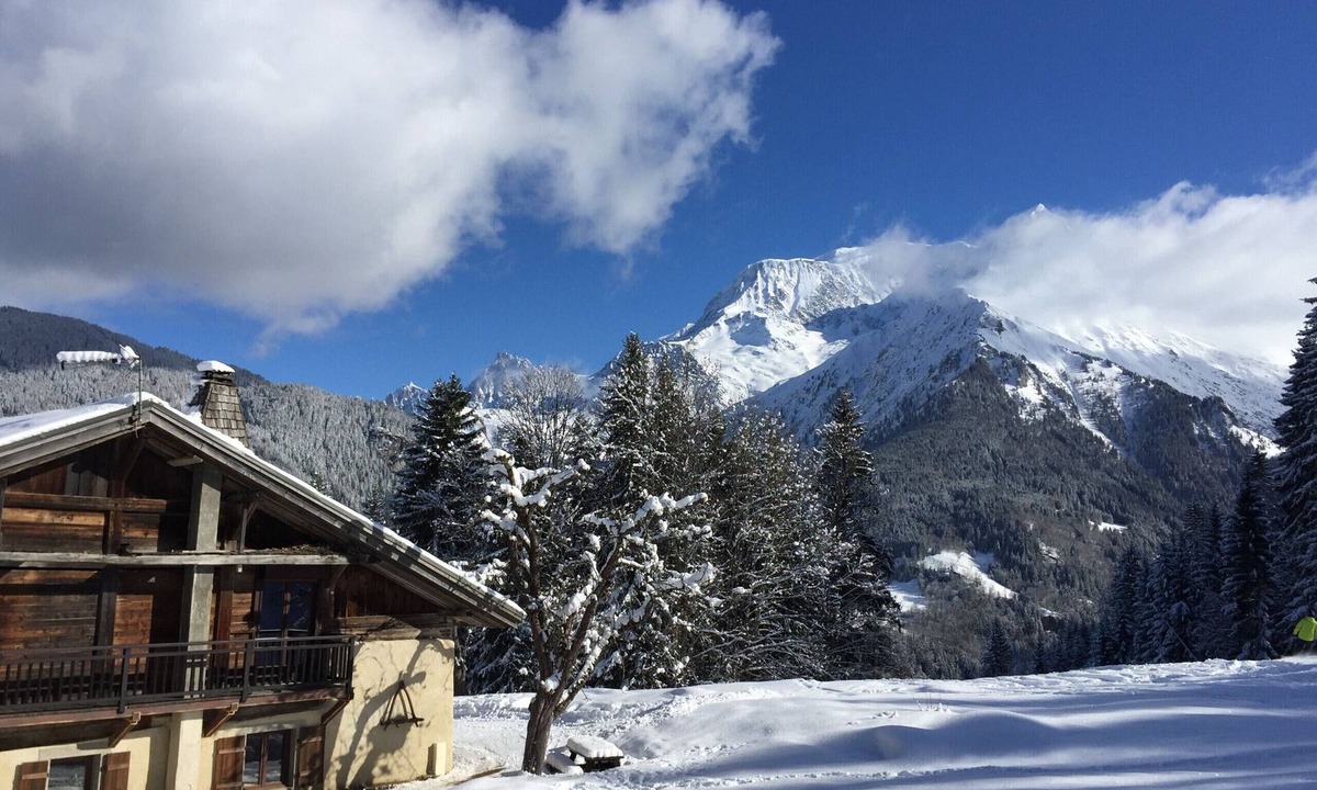 Saint-Nicolas-de-Veroce Ski Chalet | La Ferme des Ours - Skis aux pieds - Saint Gervais