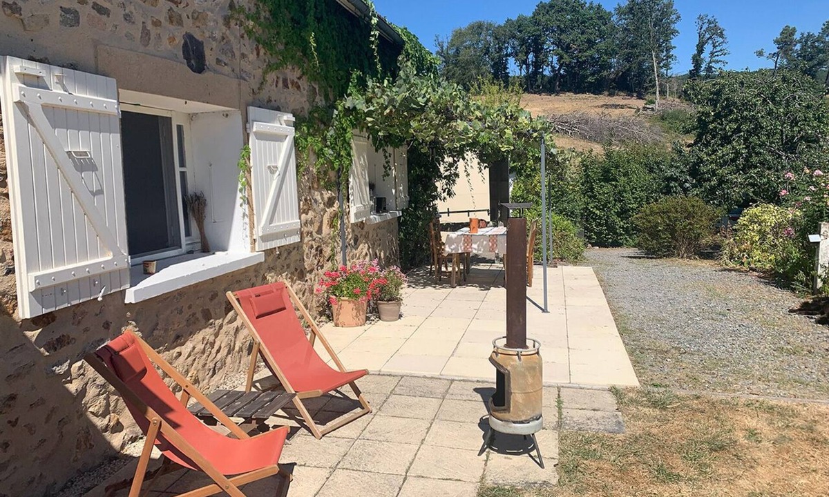 Chiddes House | La Fleur Sauvage - Romantic Holiday Cottage Morvan