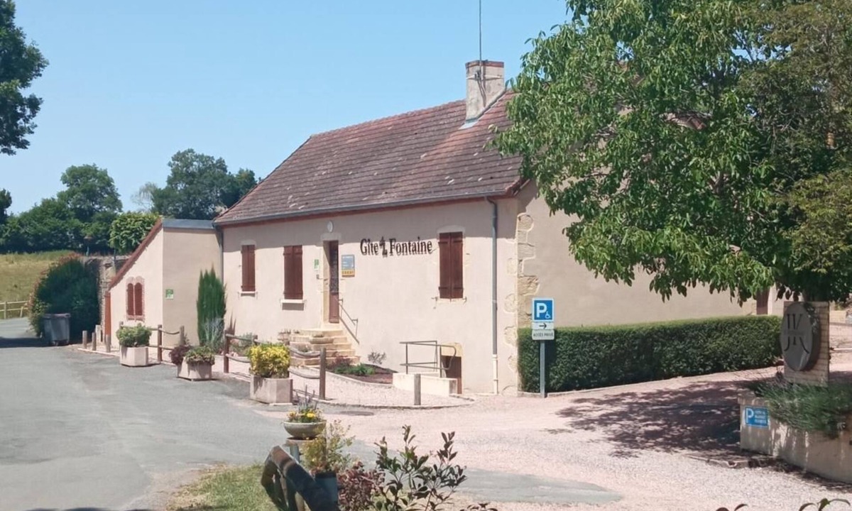 Chassy House | La Fontaine - CHASSY