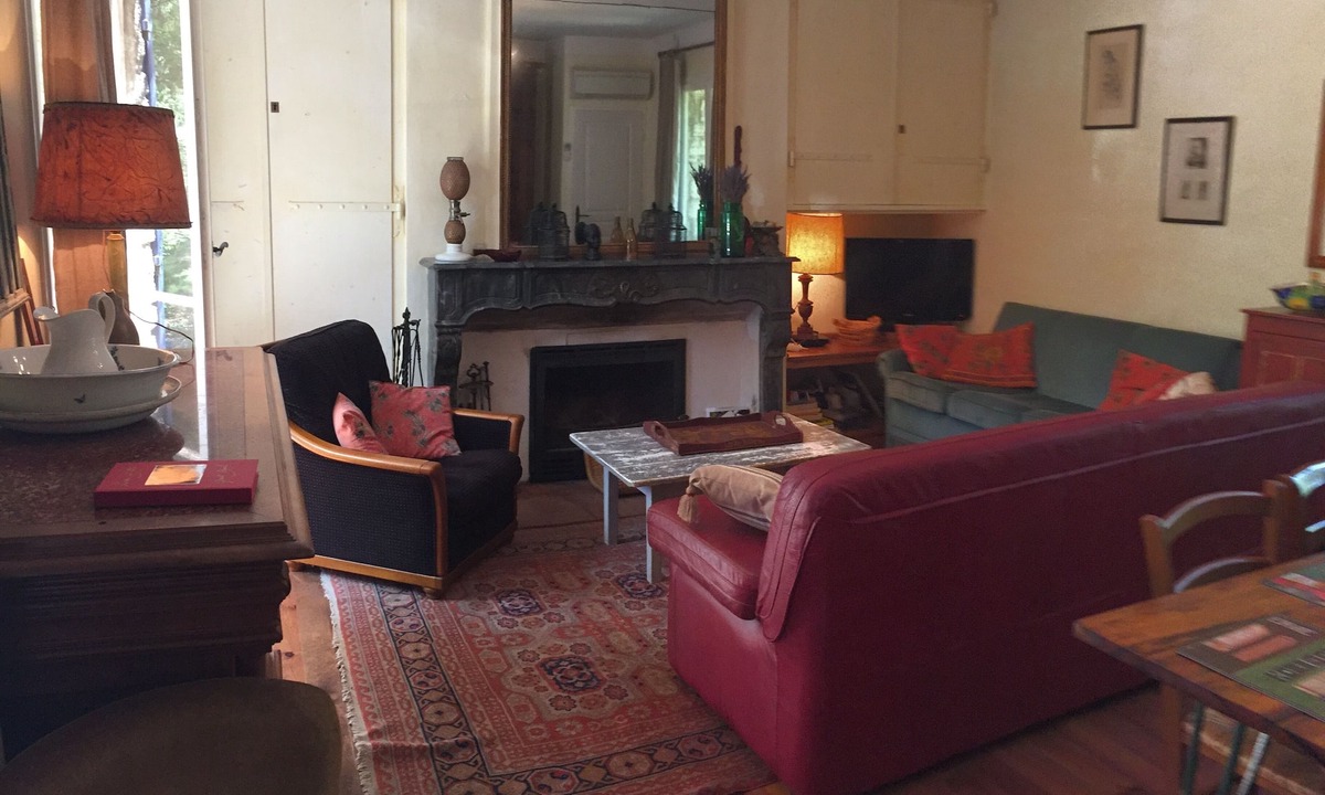 Mazan Villa | La Grande Peyriere - 2 CH - Large wooded prop - Swim. pool - In the countryside