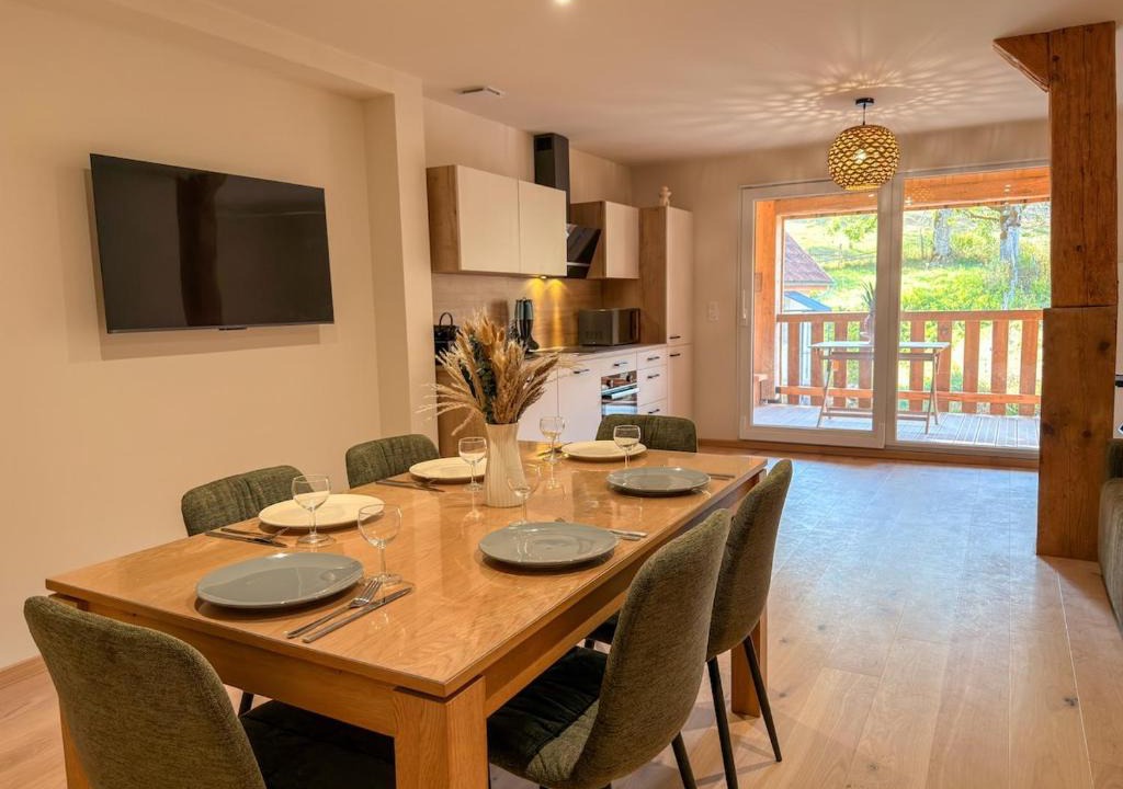 Les Grangettes Apartment | La Grange Du Lac