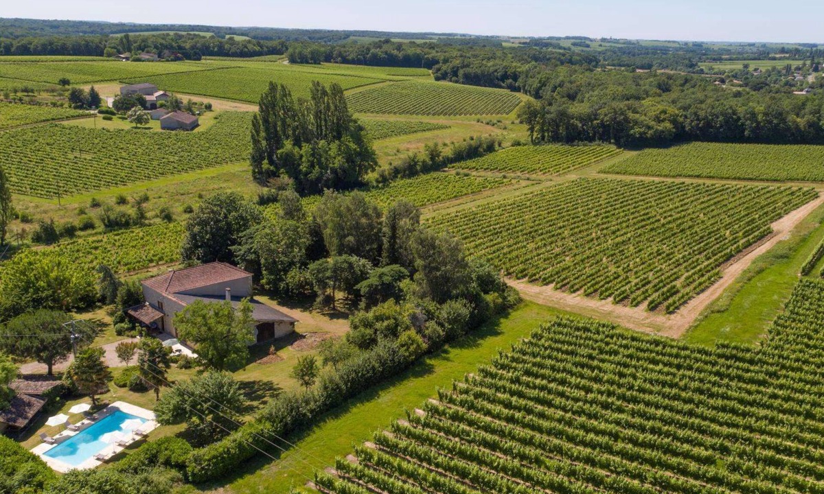 Caplong Villa | La Levaille - Four Bedroom Villa, Sleeps 8