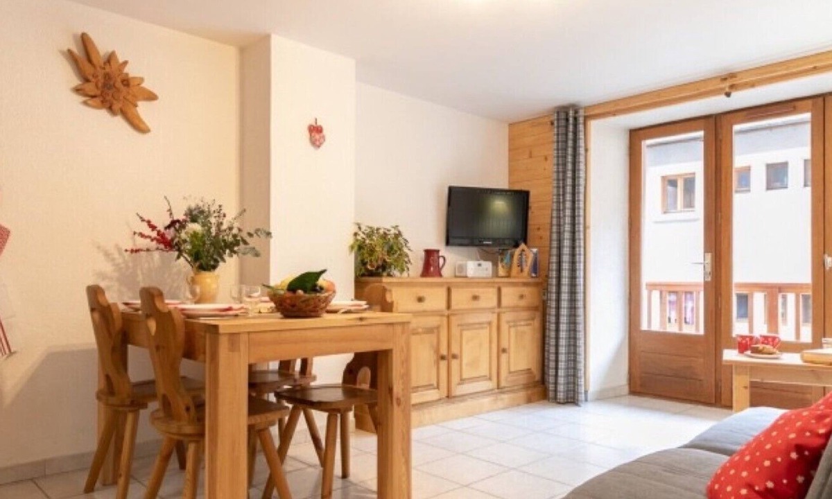 Val Cenis Apartment | La Madeleine Apartment – Val Cenis, 3 Stars, South-Facing Balcony