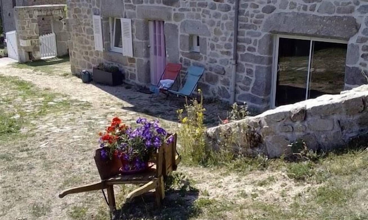 Saint-Leger-du-Malzieu House | La Maison d'Alphonse 4 people