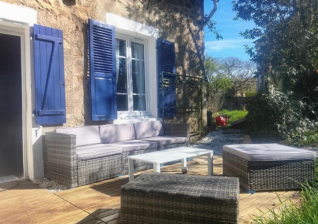 Dun-sur-Grandry House | La maison Bleue Nature et Balnéo en Bourgogne