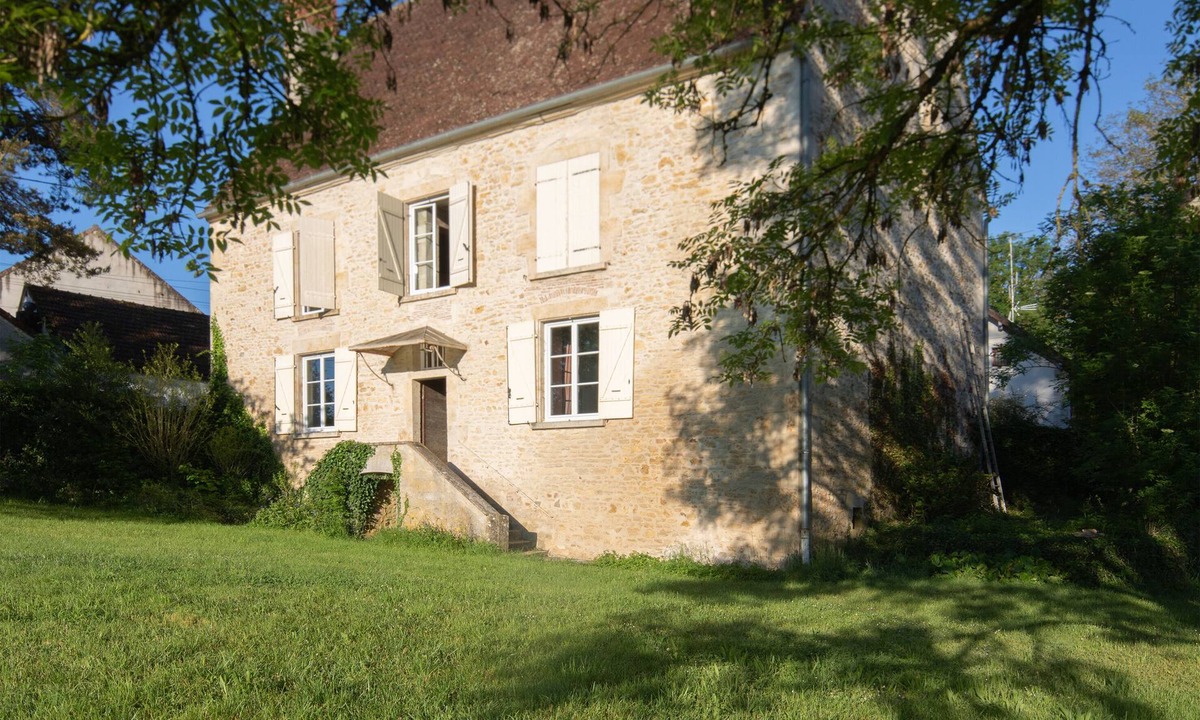 Saint-Bonnot House | La Maison de la Source