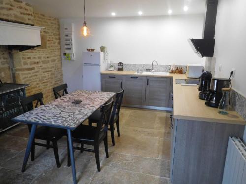 Gilley House | La maison de lave