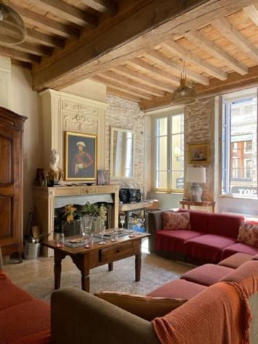 Tournus House | La maison de Lea, chambres d'hôtes de 14 couchages