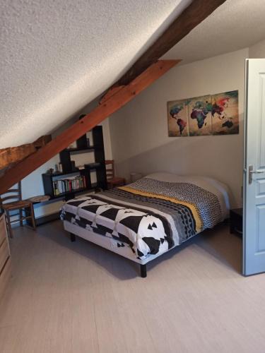 Amblans-et-Velotte Apartment | la maison de marie