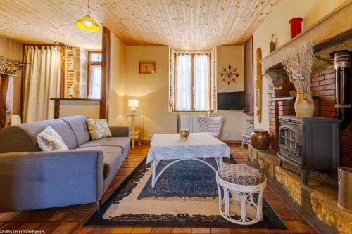 Cercy-la-Tour House | La Maison du Meunier