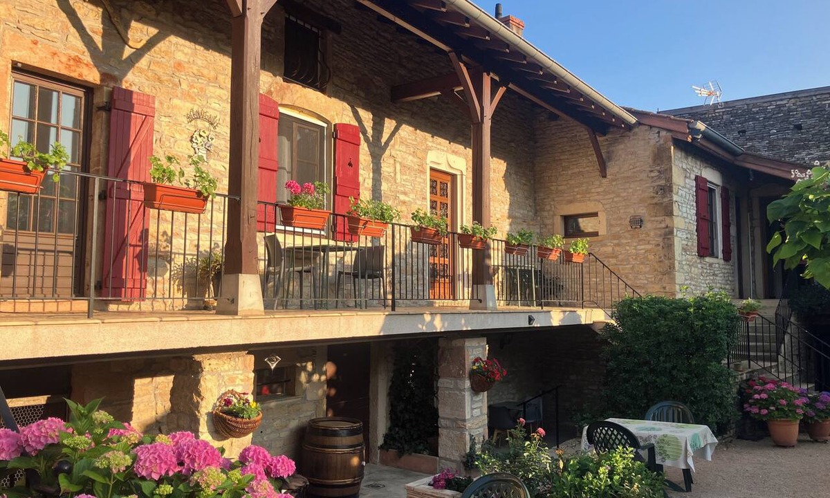 Aze House | La Passiflore