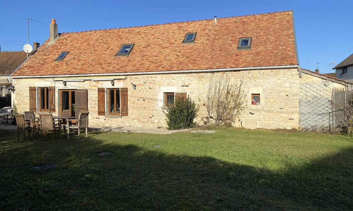 Lainsecq House | la Petite Breuille, Maison de Campagne Idéalement Située au Cœur de la Puisaye