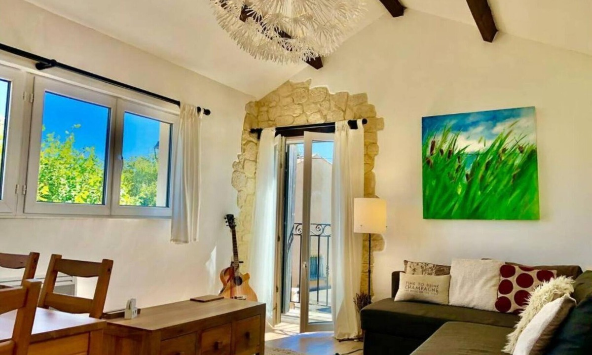 Villes-sur-Auzon House | La Petite Provence
