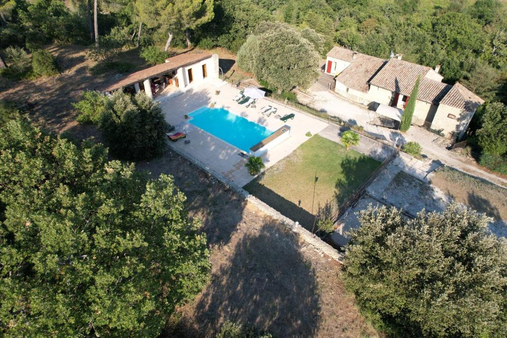 L'Isle-sur-la-Sorgue House | La Ribelle en Provence