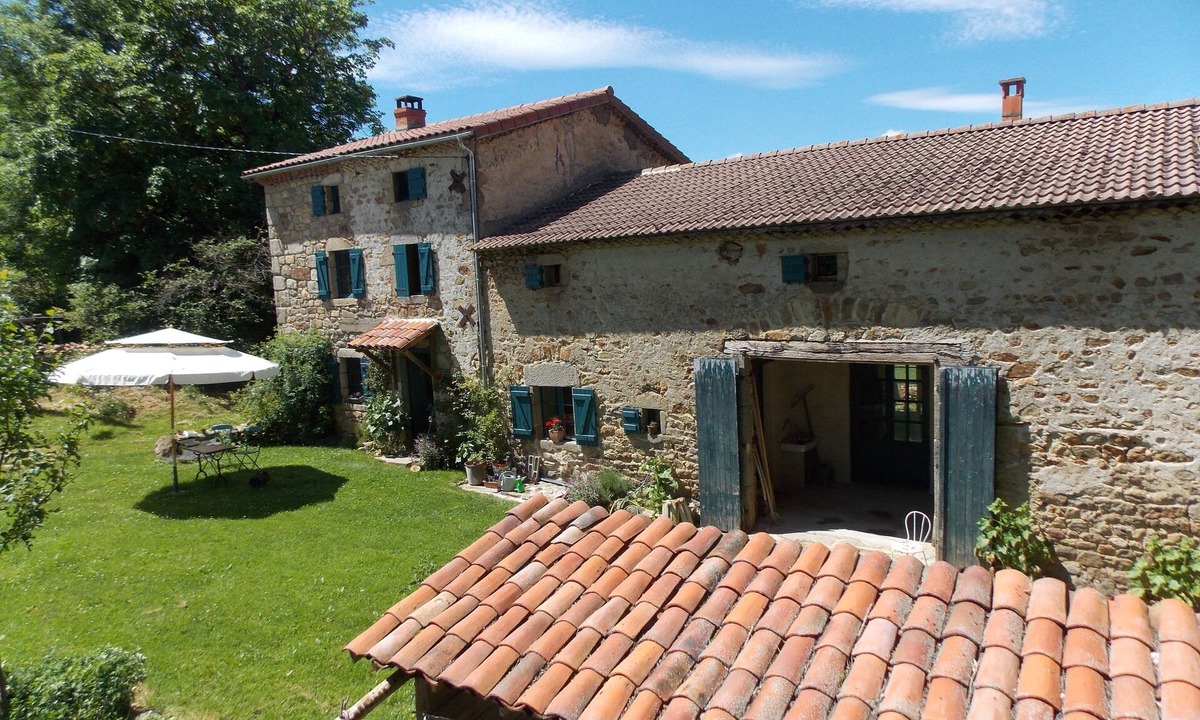 Auzelles Bed & Breakfast | La Rosière 2. A heavenly place in the midst of nature, peace and quiet.