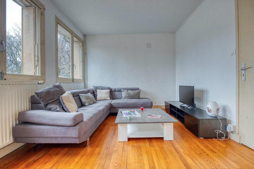 Champ-sur-Drac Villa | La Sainte du Drac - 10 Personnes